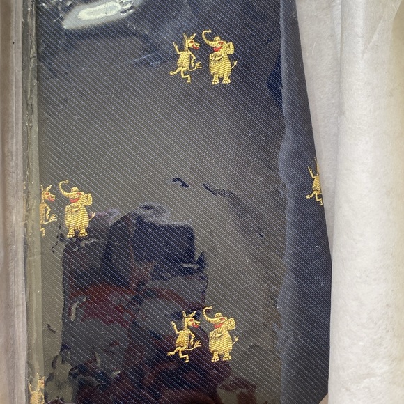 Cravat Club custom tie for the Taft Institute with donkey & elephant. - Picture 2 of 6